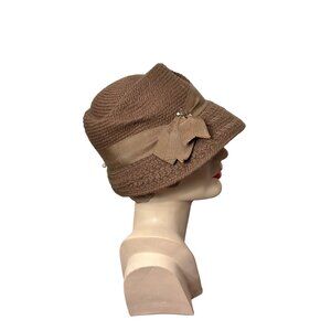 1940s 50s knit cloche hat with wide brim by Everitt Needlepoint Original Size 23